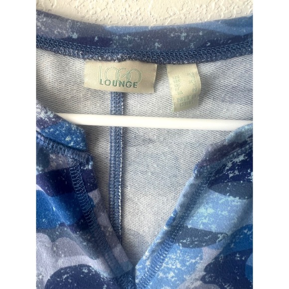 LOGO Lounge Blue Abstract Print Top Size XS Long Sleeves Pockets Athleisure - Picture 4 of 9